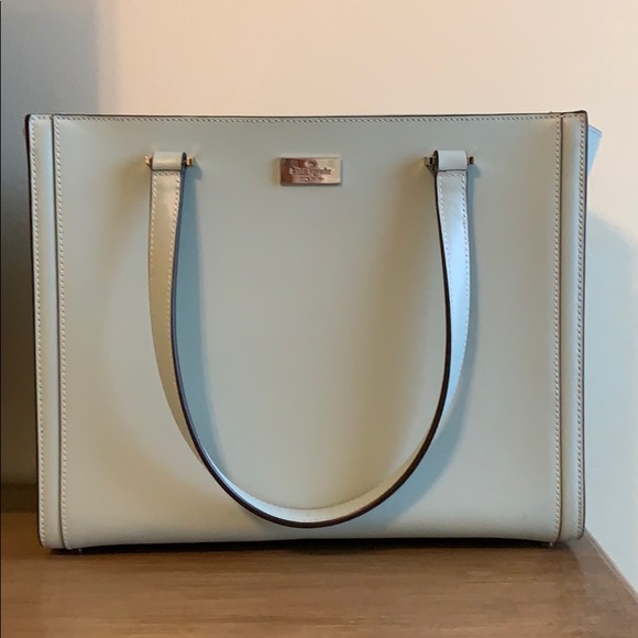 kate spade Handbags - NWOT Kate Spade Tote